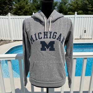 League Michigan Wolverines Classic Essentials Hoodie Heather Gray Medium